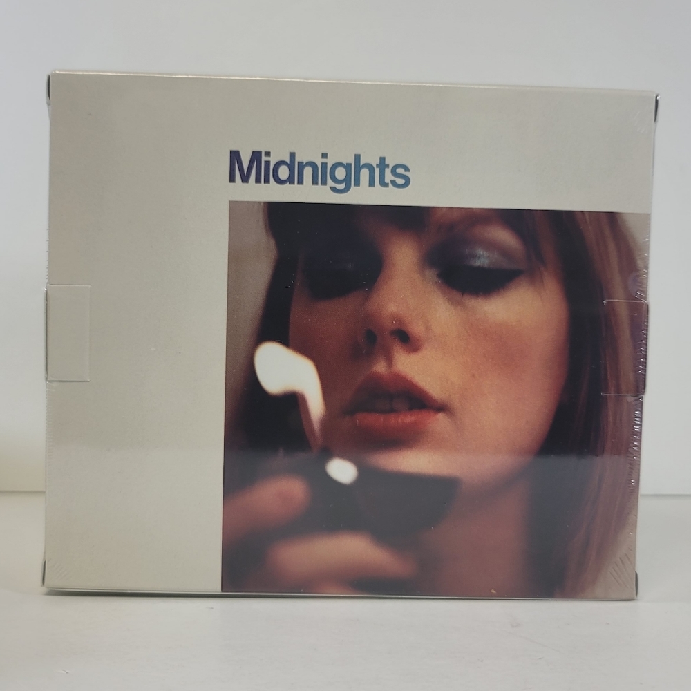 Taylor Swift Midnights Box Set Capital One Exclusive Size Small Shirt CD IN HAND - Picture 3 of 4